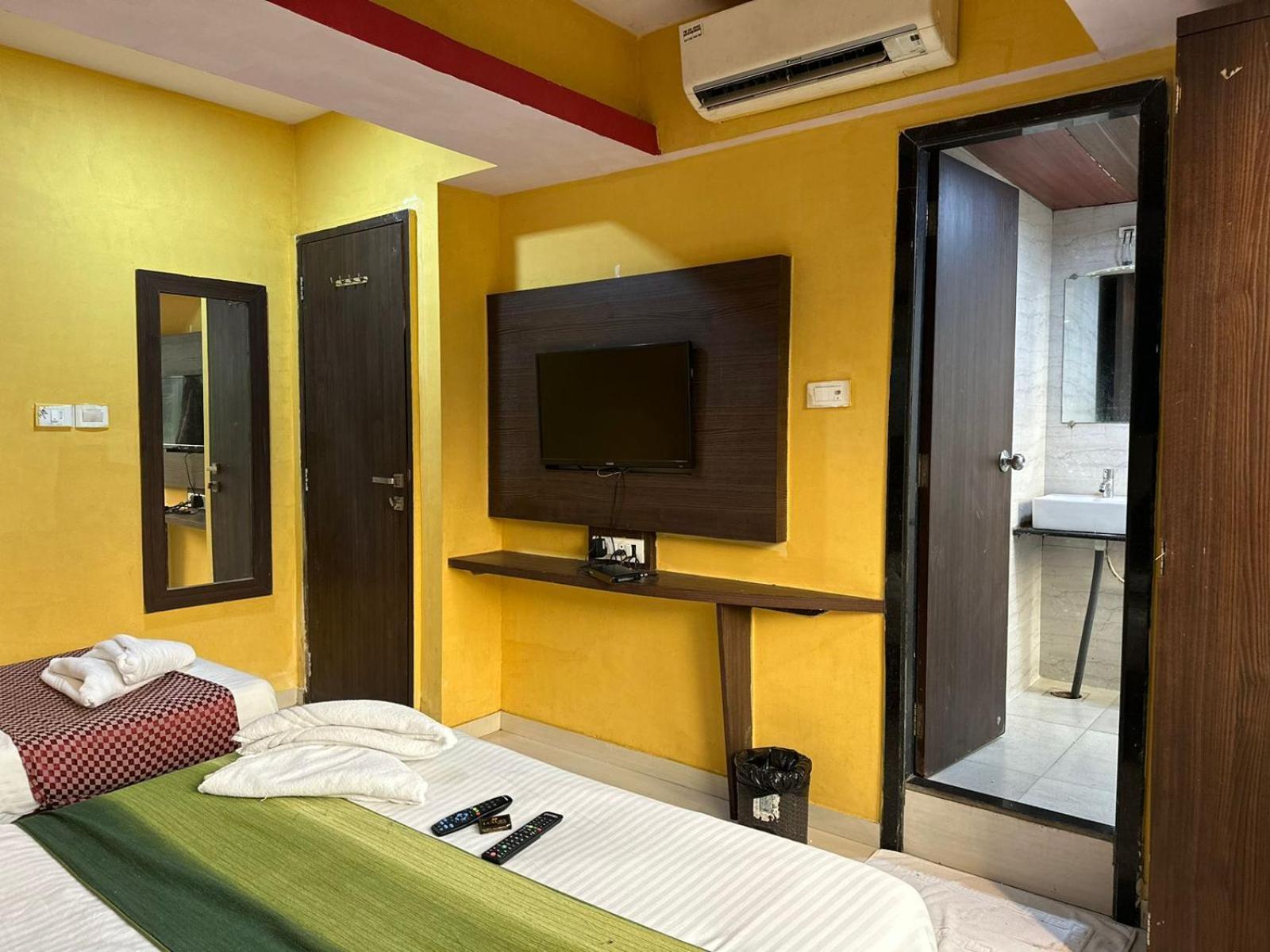 Hotel Artusinn Midc Andheri East Mumbai Exteriör bild