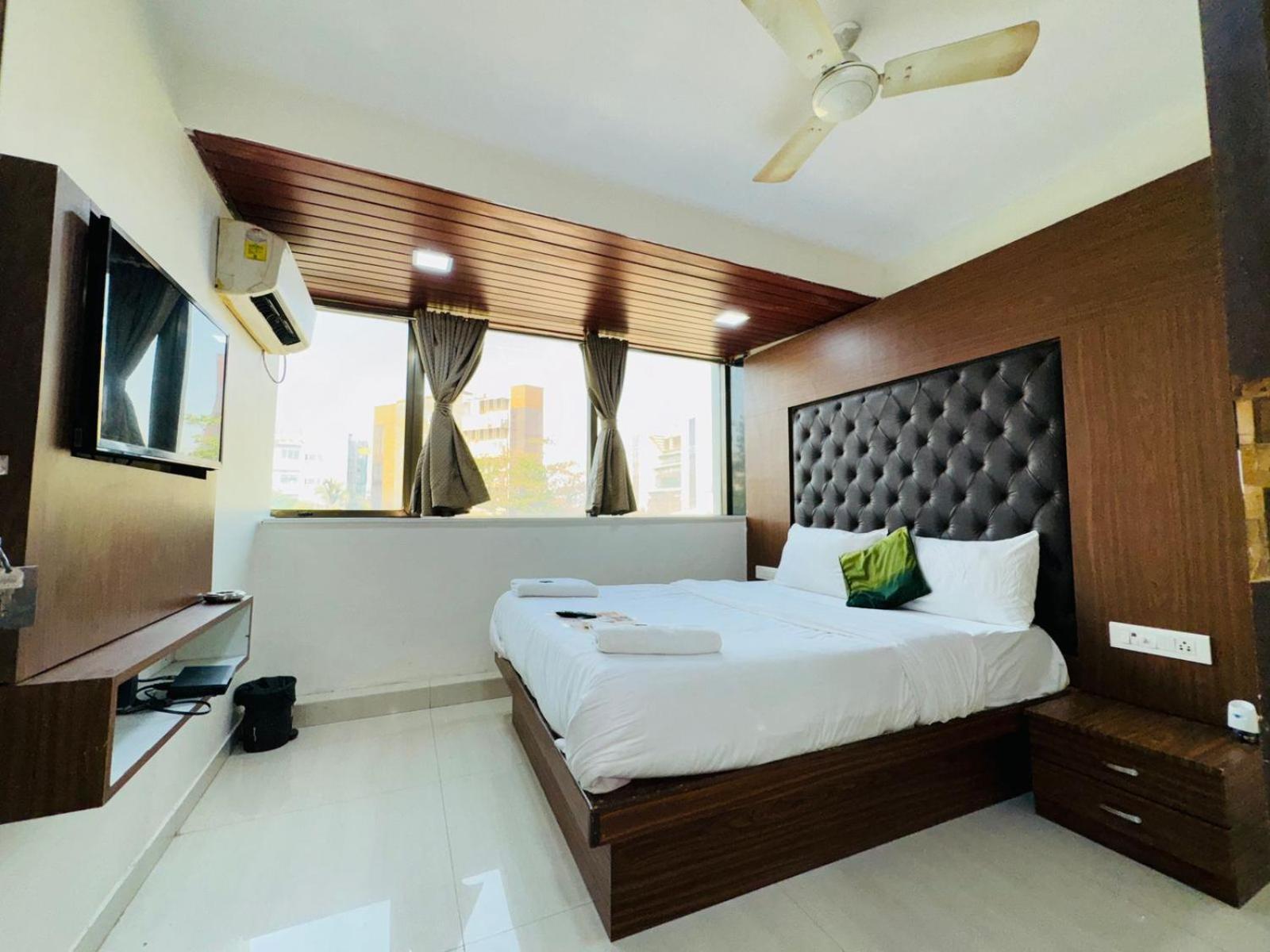 Hotel Artusinn Midc Andheri East Mumbai Exteriör bild